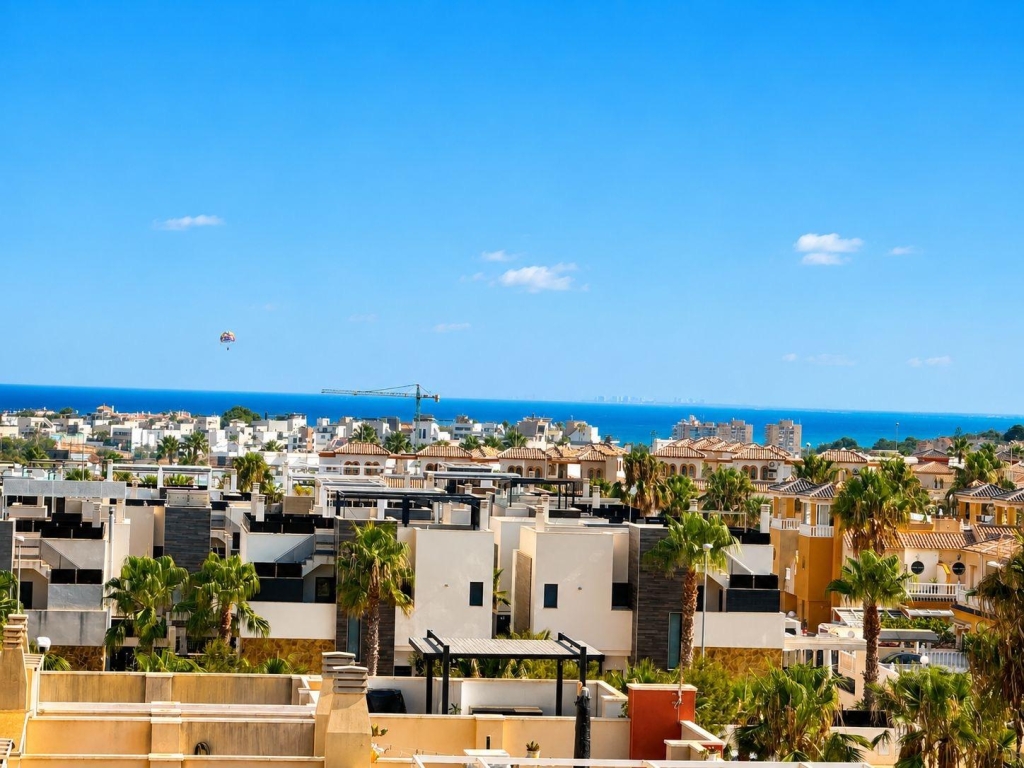3 Bedroom 2 Bathroom Penthouse in Orihuela Costa