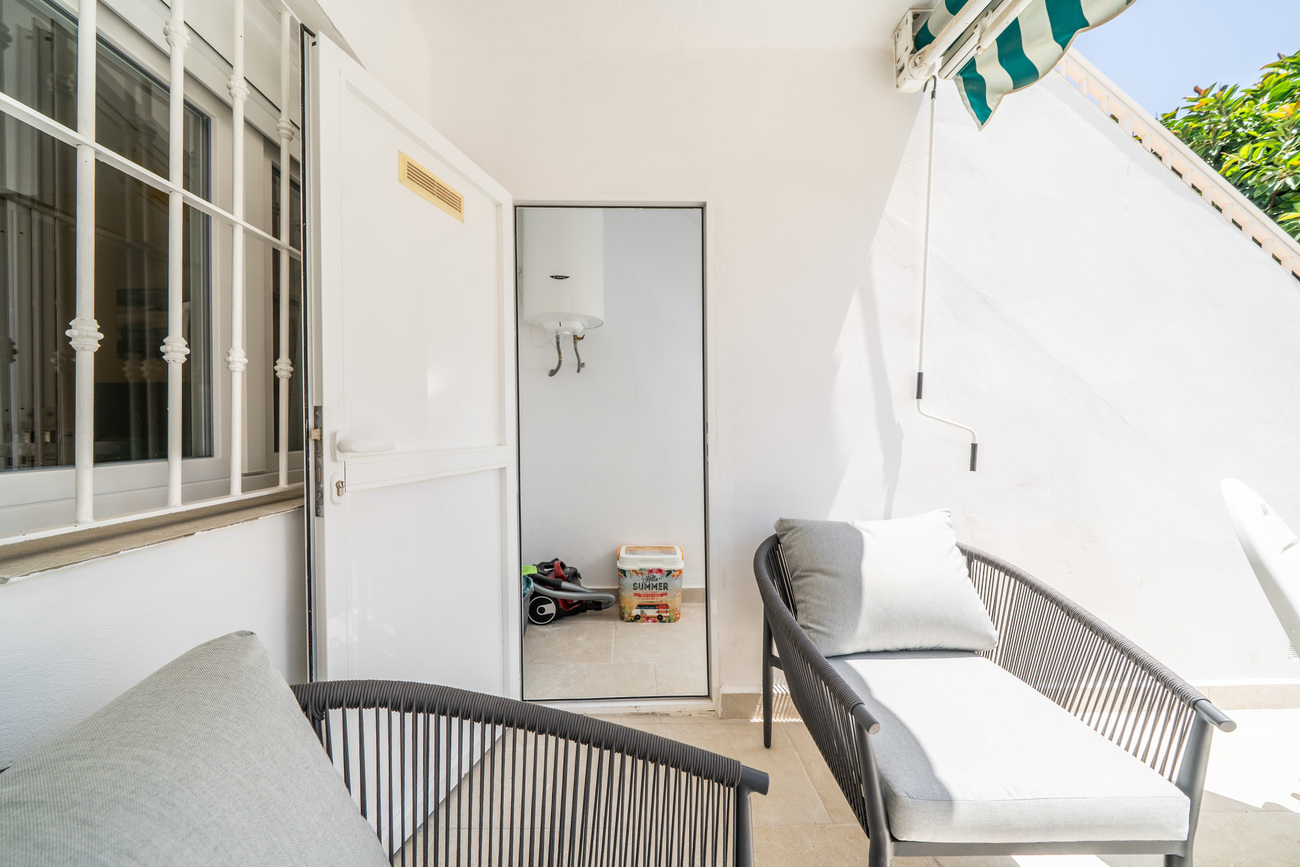 For sale - 2 Bedroom 1 Bathroom Apartment in Torrevieja - La Veleta  - Alicante