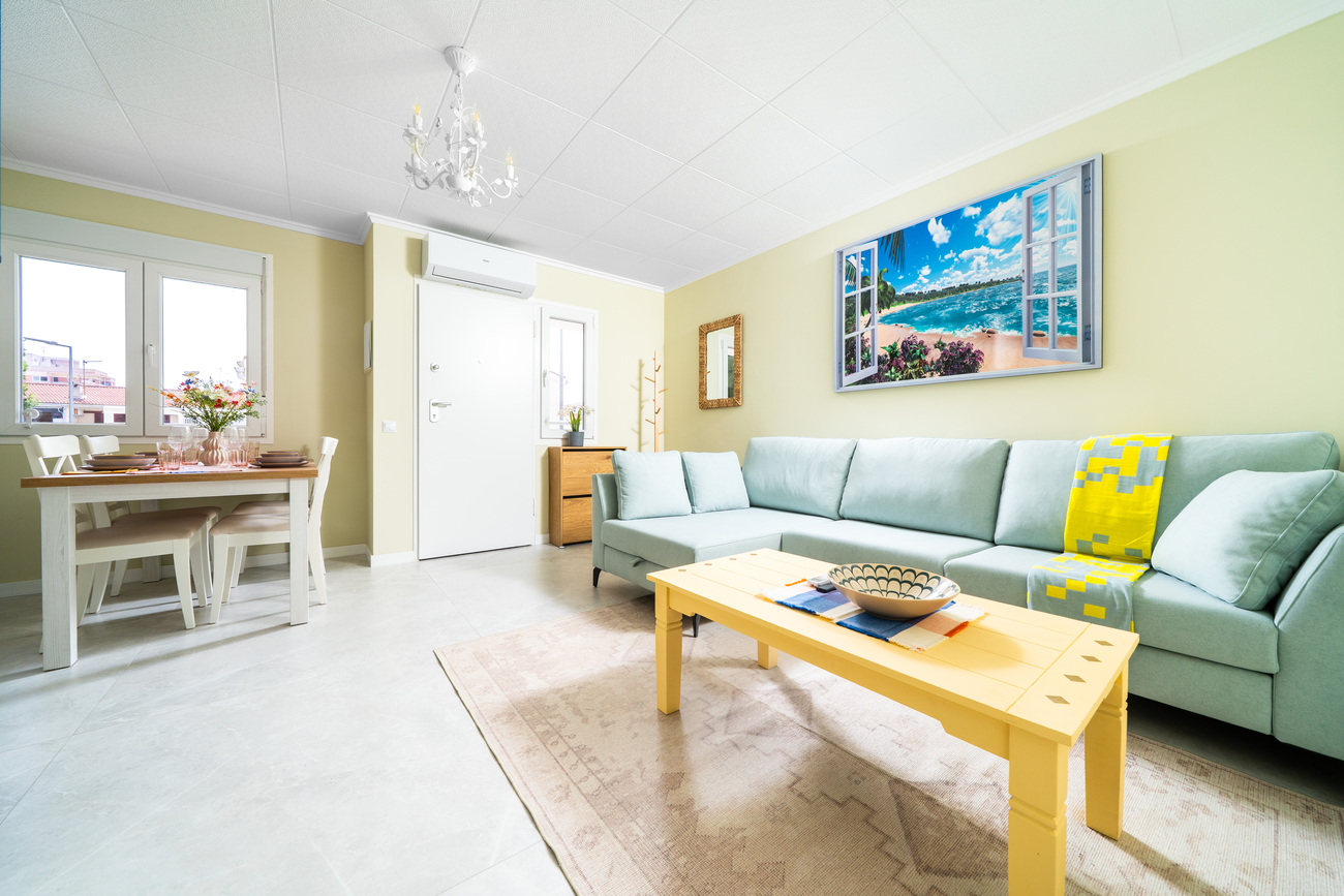For sale - 2 Bedroom 1 Bathroom Apartment in Torrevieja - La Veleta  - Alicante
