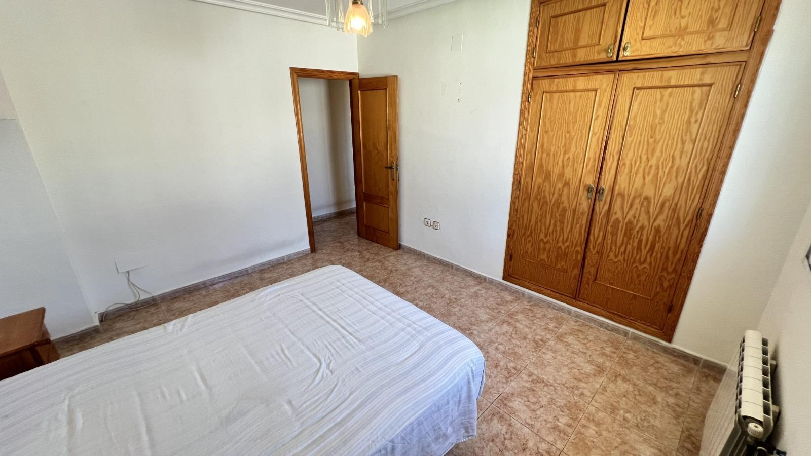 For sale - 3 Bedroom 2 Bathroom Villa in Torrevieja - aguas nuevas  - Alicante