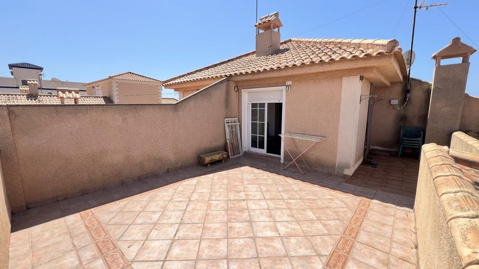 For sale - 3 Bedroom 2 Bathroom Villa in Torrevieja - aguas nuevas  - Alicante