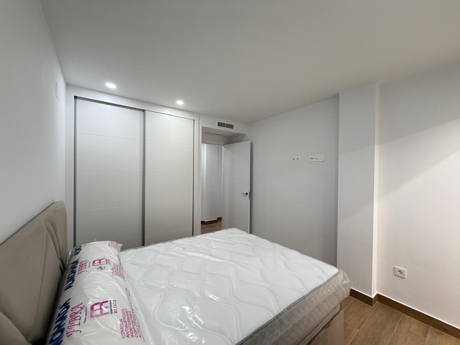 For sale - 2 Bedroom 2 Bathroom Apartment in Torrevieja - Estacion De Autobuses  - Alicante