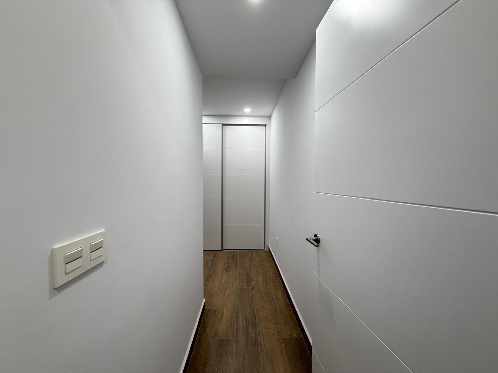 For sale - 2 Bedroom 2 Bathroom Apartment in Torrevieja - Estacion De Autobuses  - Alicante