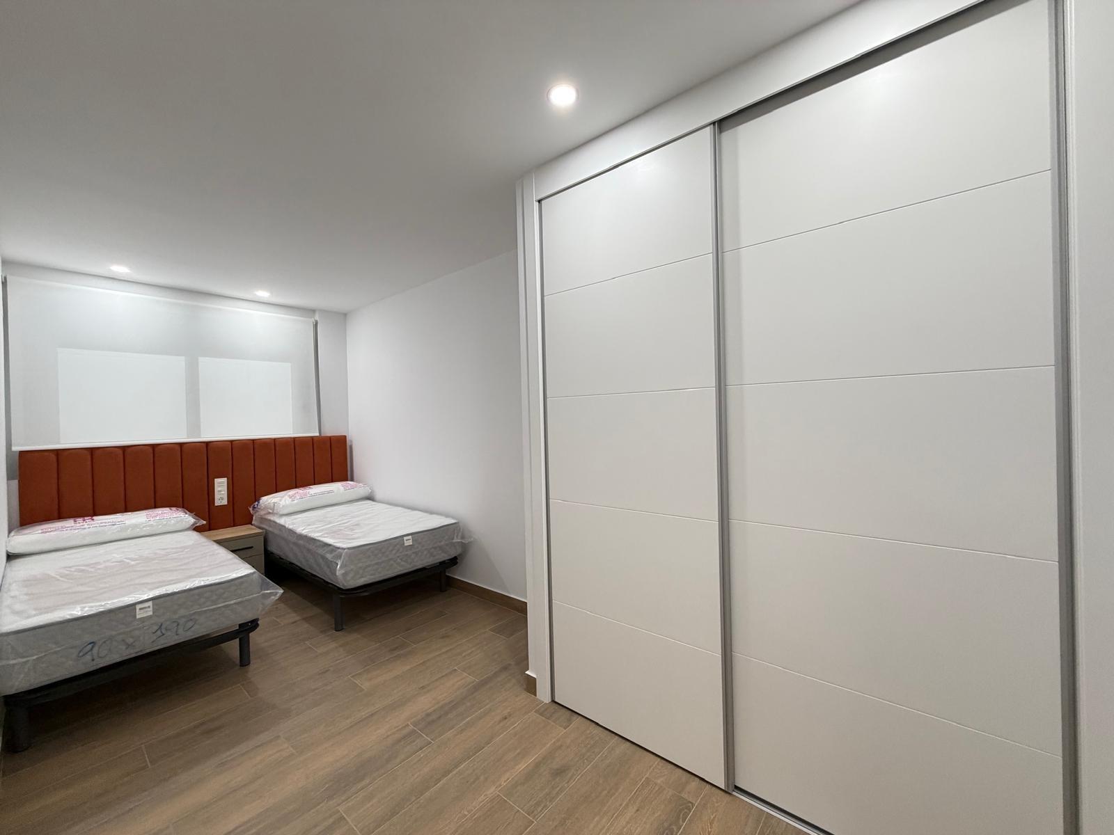 For sale - 2 Bedroom 2 Bathroom Apartment in Torrevieja - Estacion De Autobuses  - Alicante