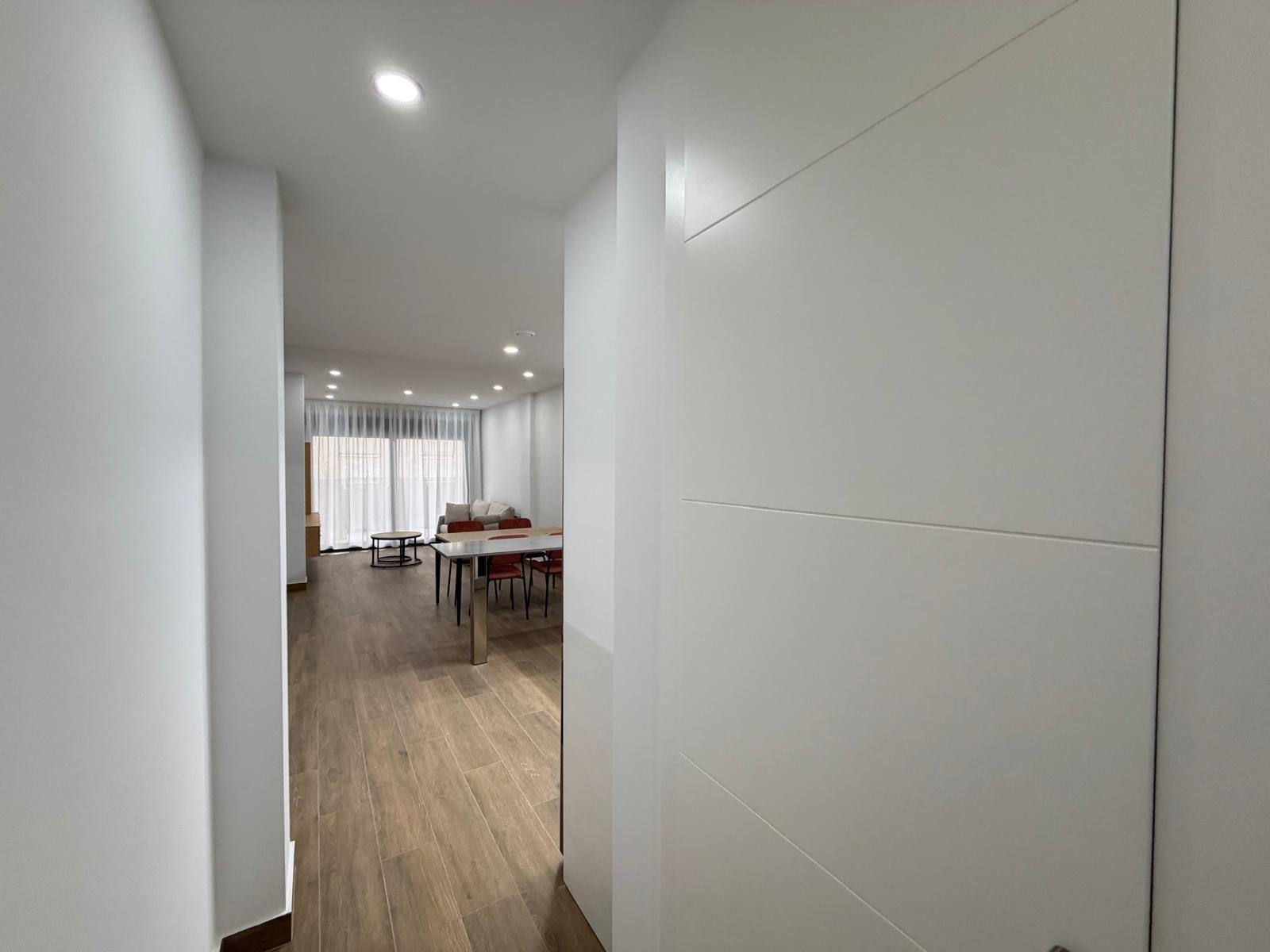 For sale - 2 Bedroom 2 Bathroom Apartment in Torrevieja - Estacion De Autobuses  - Alicante