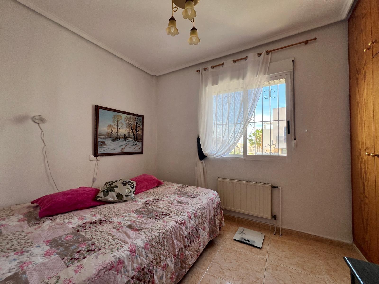 For sale - 3 Bedroom 2 Bathroom Quad House in Torrevieja - Torre La Mata  - Alicante