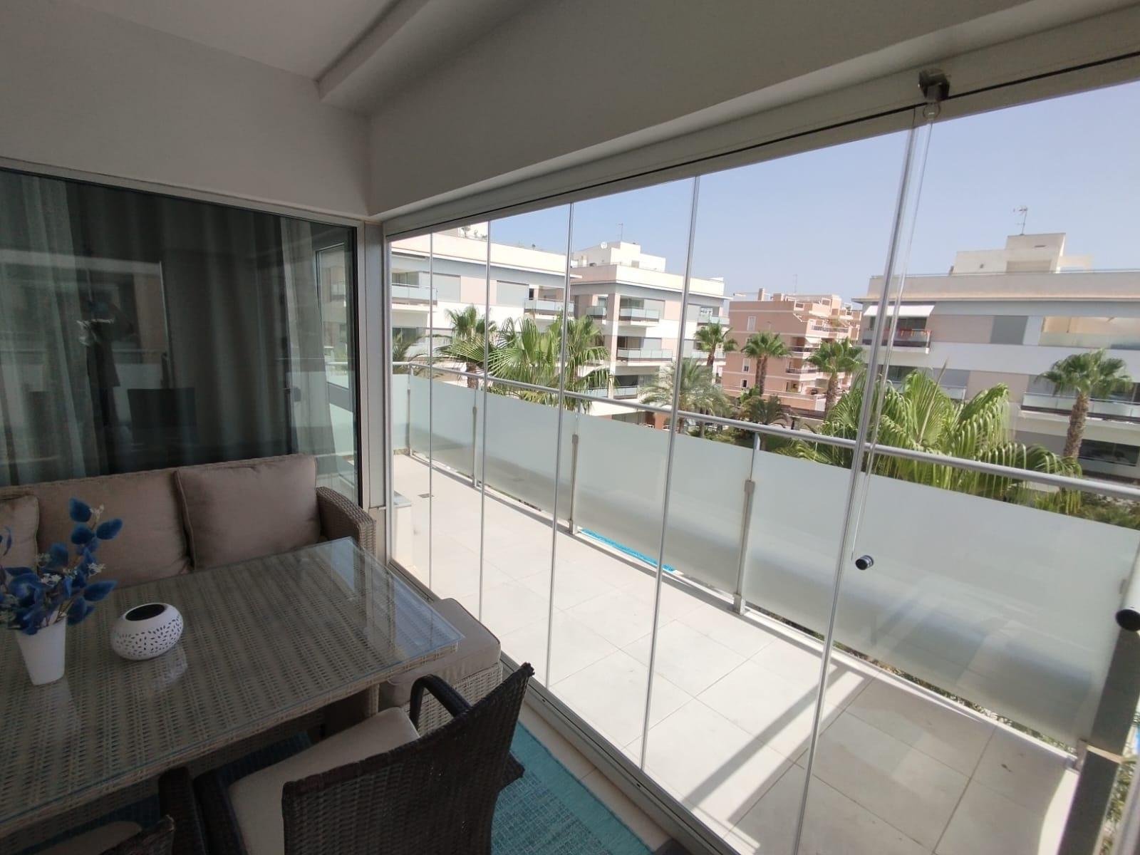 For sale - 2 Bedroom 2 Bathroom Apartment in Orihuela Costa - Los Dolses  - Alicante