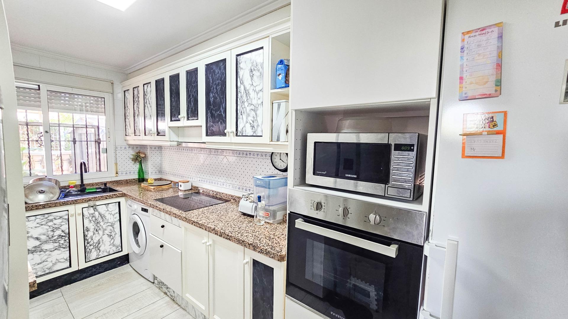 For sale - 3 Bedroom 3 Bathroom Villa in Orihuela Costa - Cabo Roig  - Alicante