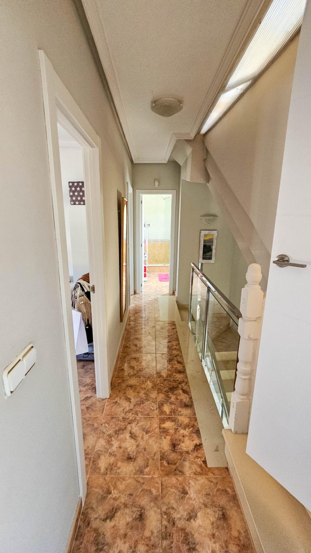 For sale - 3 Bedroom 3 Bathroom Villa in Orihuela Costa - Cabo Roig  - Alicante