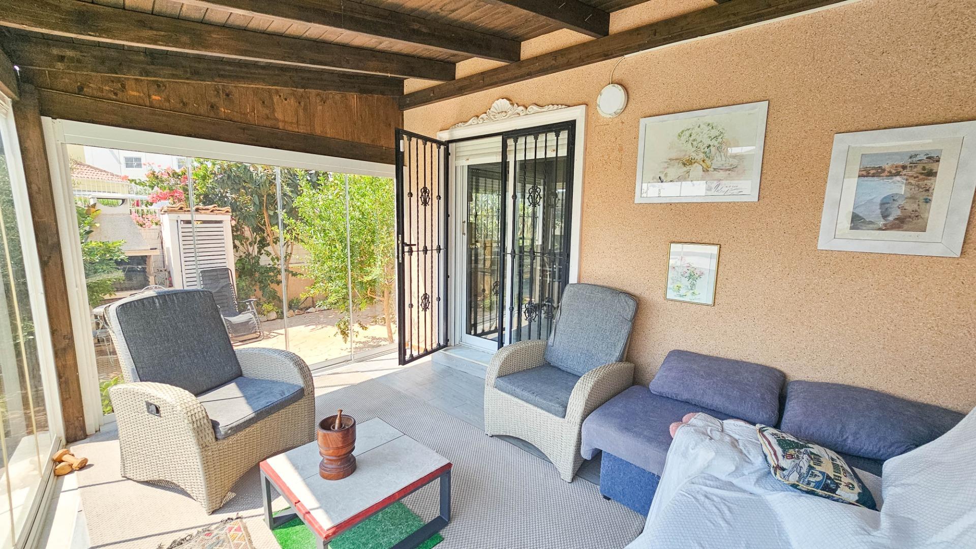 For sale - 3 Bedroom 3 Bathroom Villa in Orihuela Costa - Cabo Roig  - Alicante