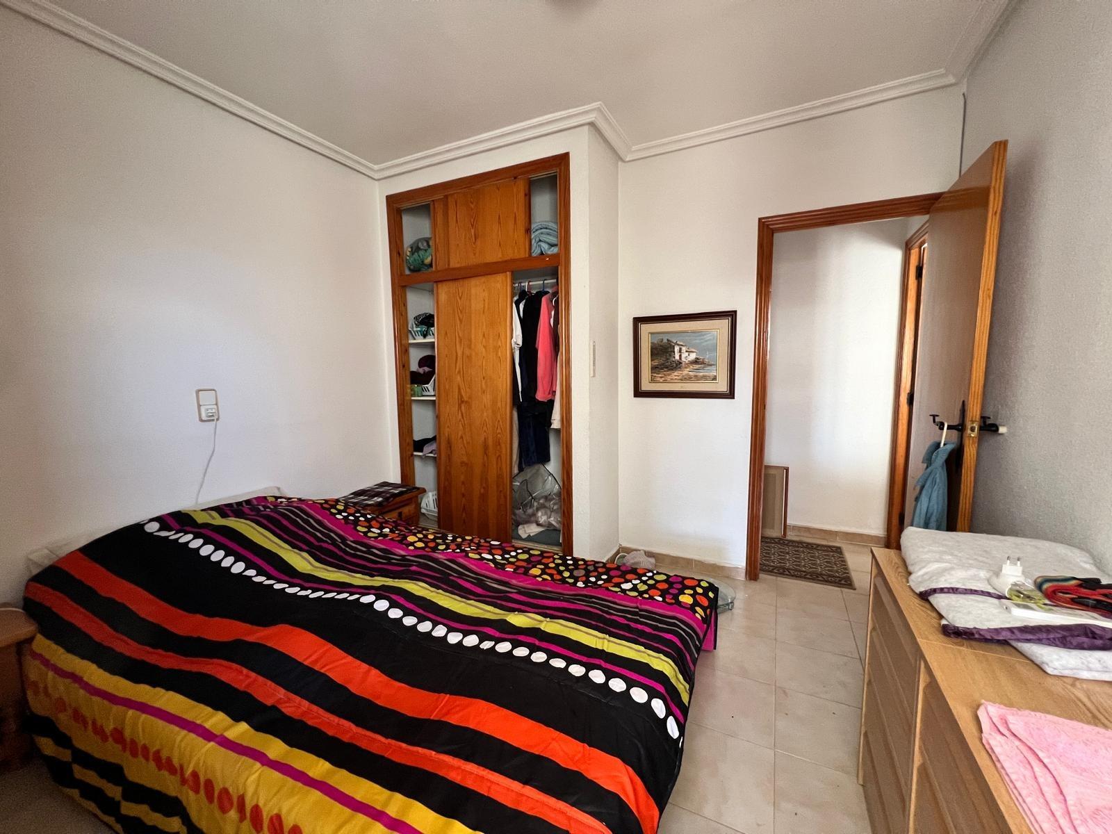 For sale - 2 Bedroom 1 Bathroom Apartment in Torrevieja - Centro  - Alicante
