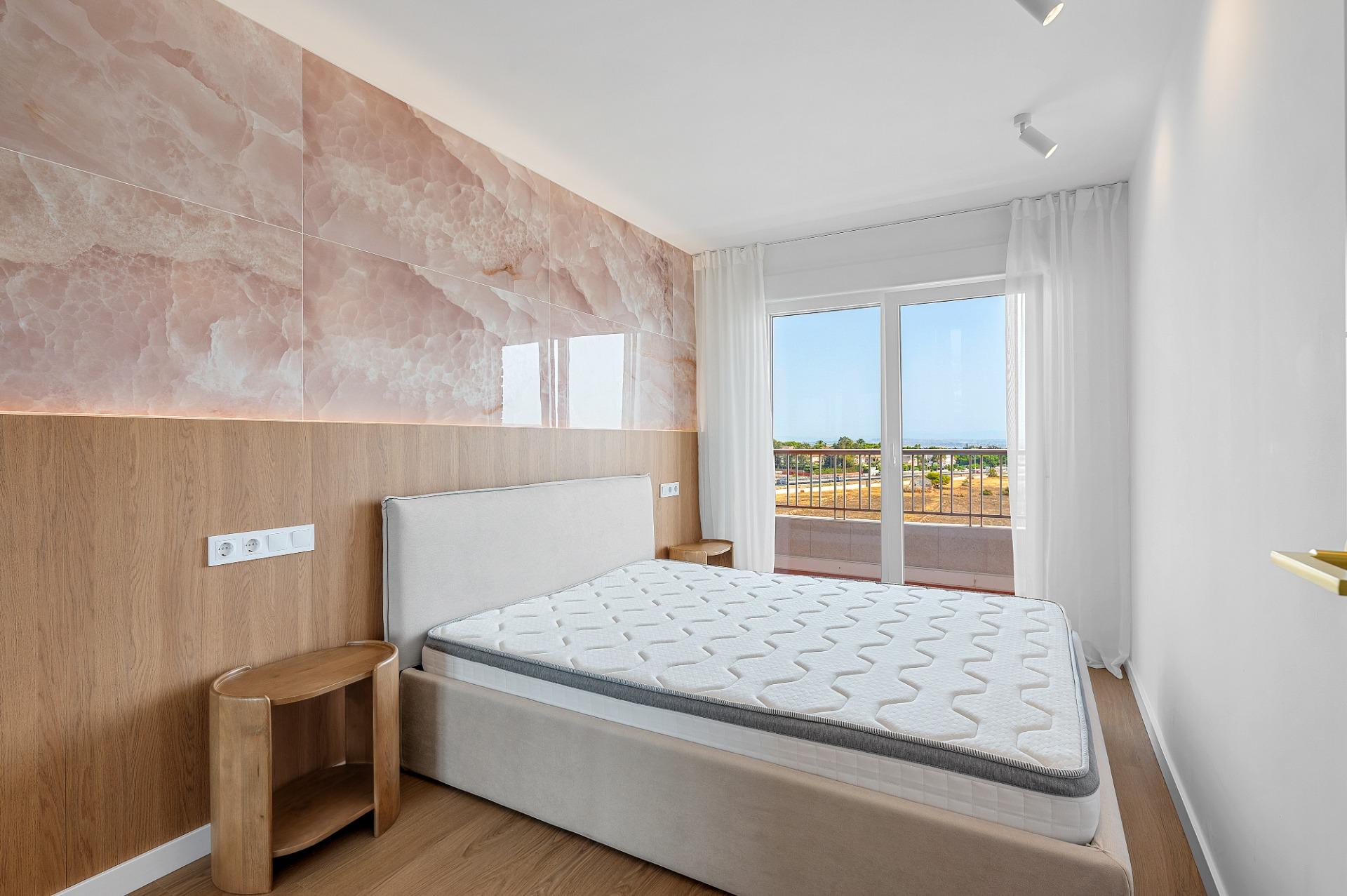 For sale - 2 Bedroom 2 Bathroom Apartment in Torrevieja - Punta Prima  - Alicante