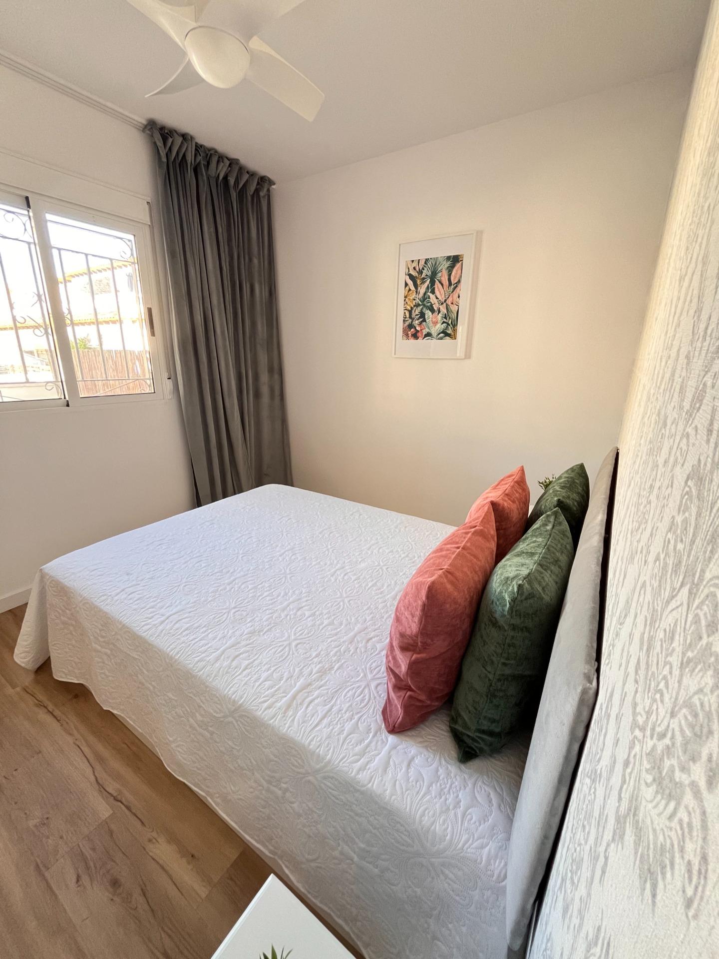 For sale - 3 Bedroom 2 Bathroom Duplex in Orihuela - Urbanización Perla Del Mar  - Alicante