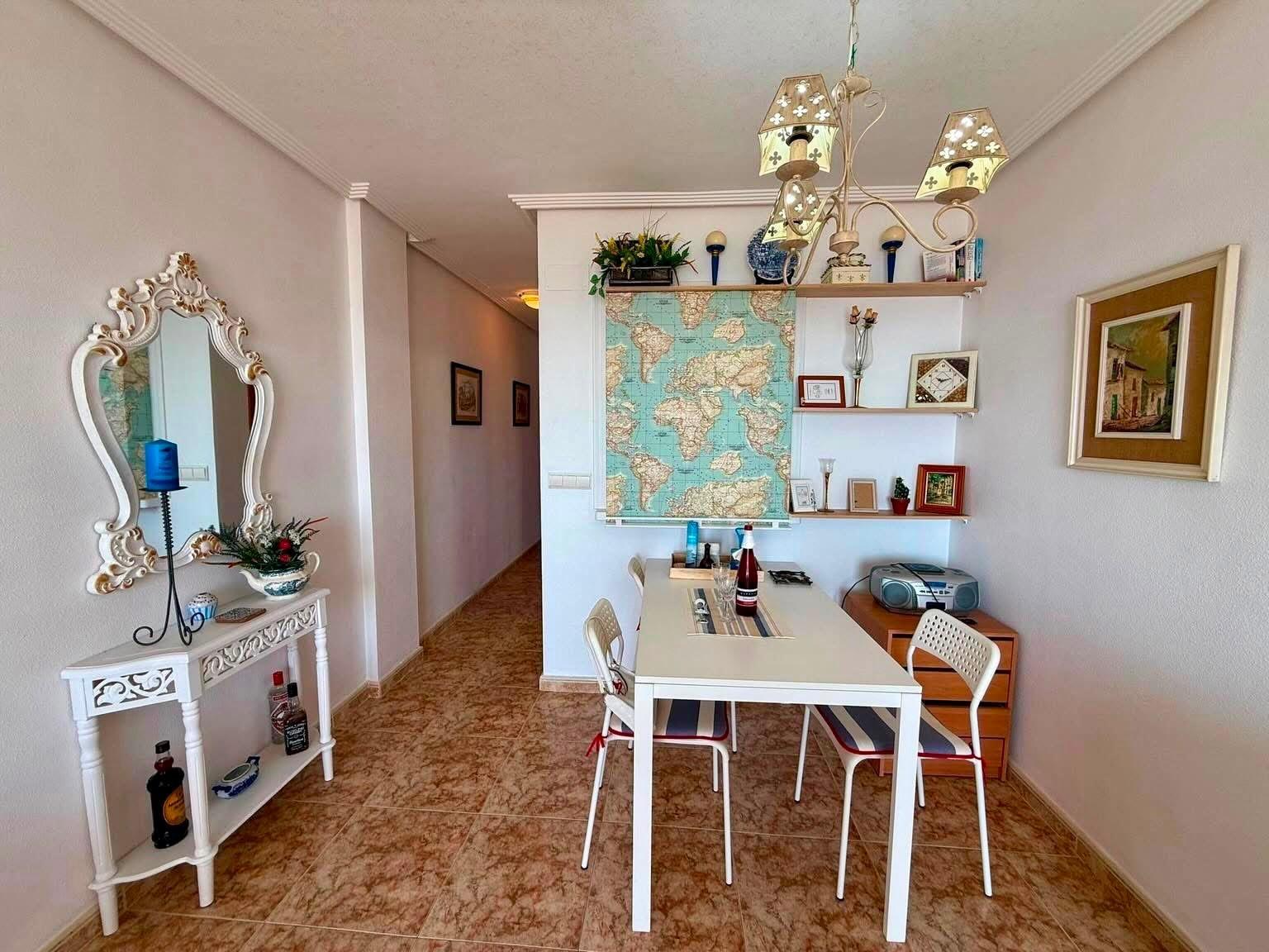 For sale - 2 Bedroom 1 Bathroom Apartment in Torrevieja - Playa Del Cura  - Alicante