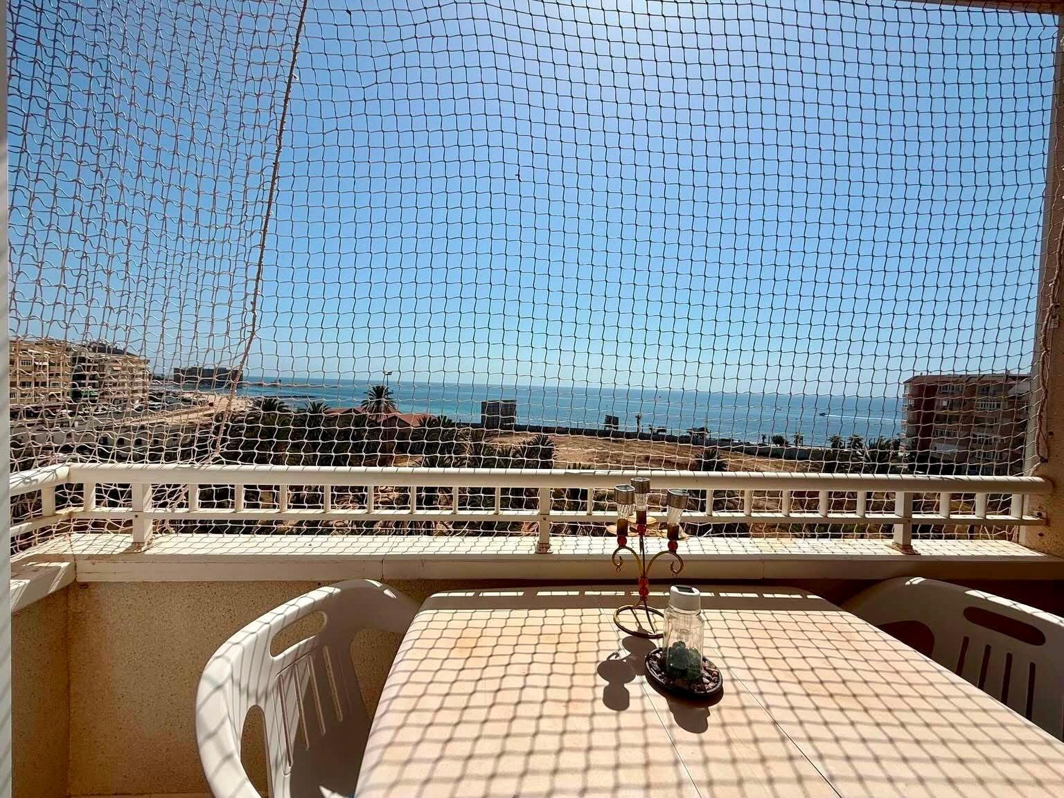 For sale - 2 Bedroom 1 Bathroom Apartment in Torrevieja - Playa Del Cura  - Alicante