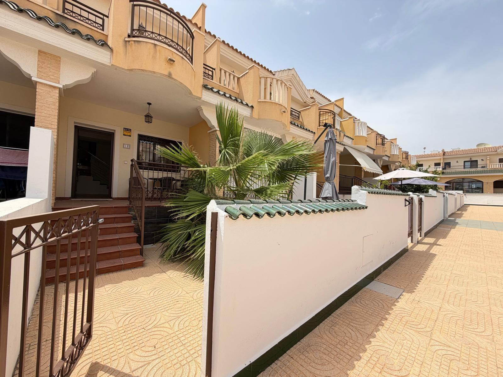 For sale - 2 Bedroom 1 Bathroom Town House in Ciudad Quesada - Lo Marabu  - Alicante