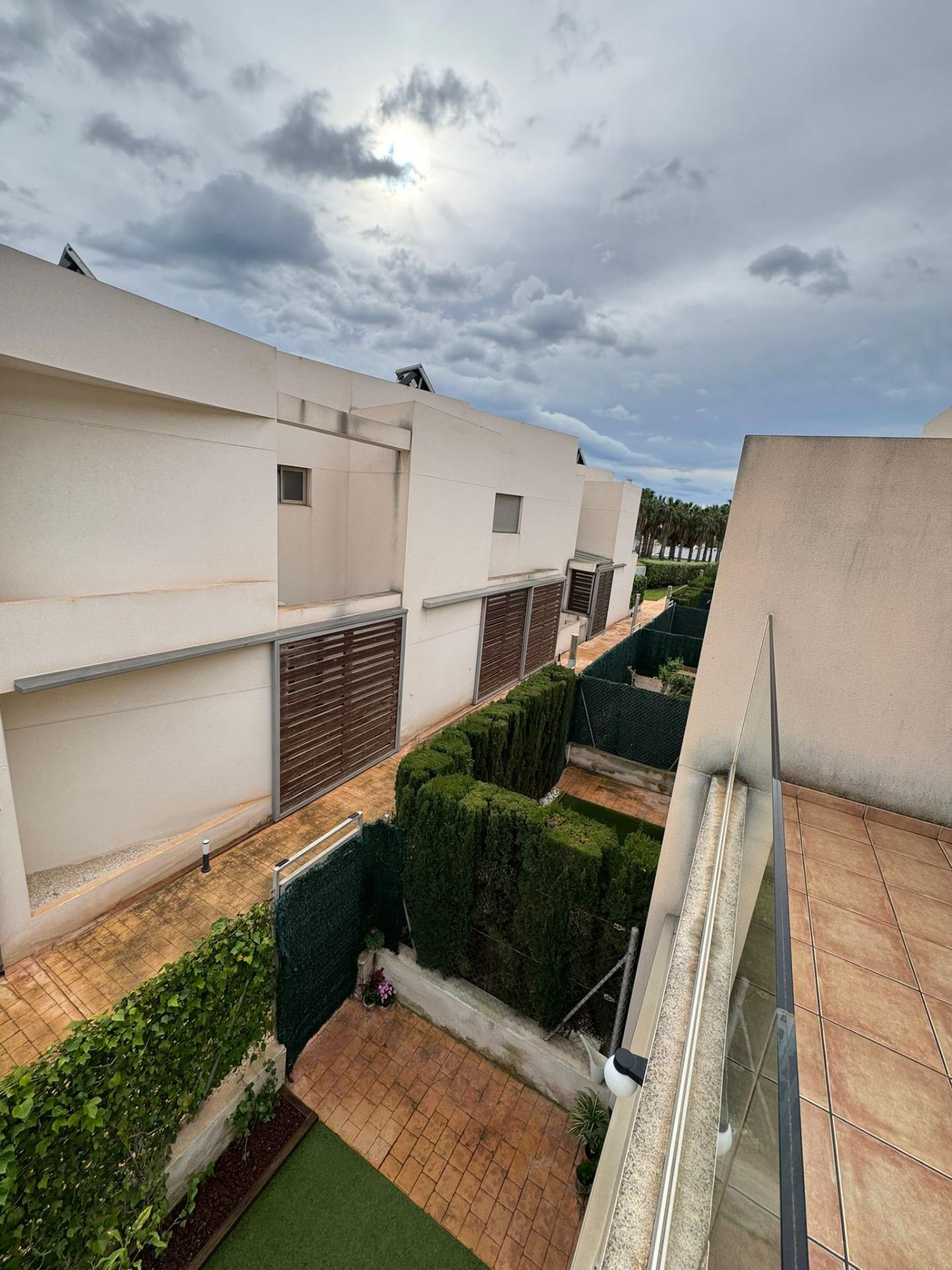 For sale - 3 Bedroom 3 Bathroom Town House in Torrevieja - Punta Prima  - Alicante