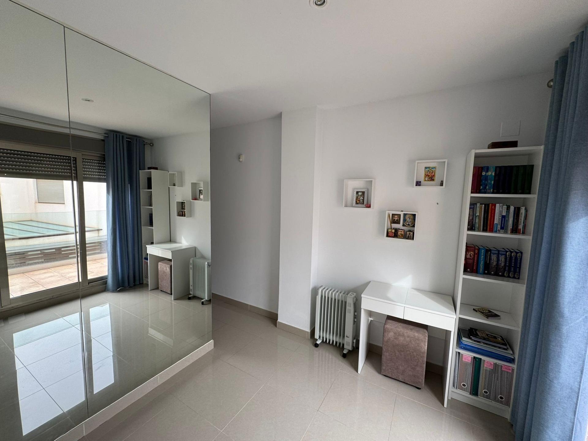 For sale - 3 Bedroom 3 Bathroom Town House in Torrevieja - Punta Prima  - Alicante