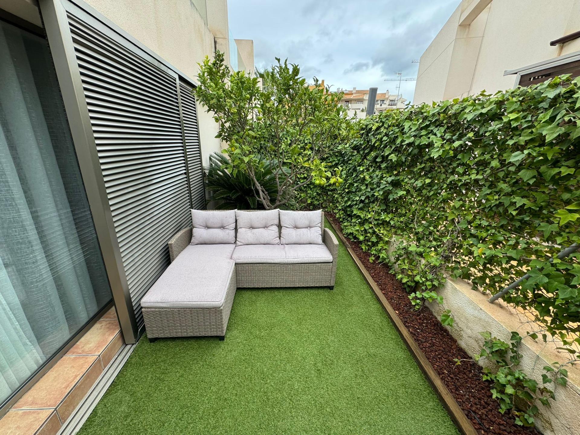 For sale - 3 Bedroom 3 Bathroom Town House in Torrevieja - Punta Prima  - Alicante