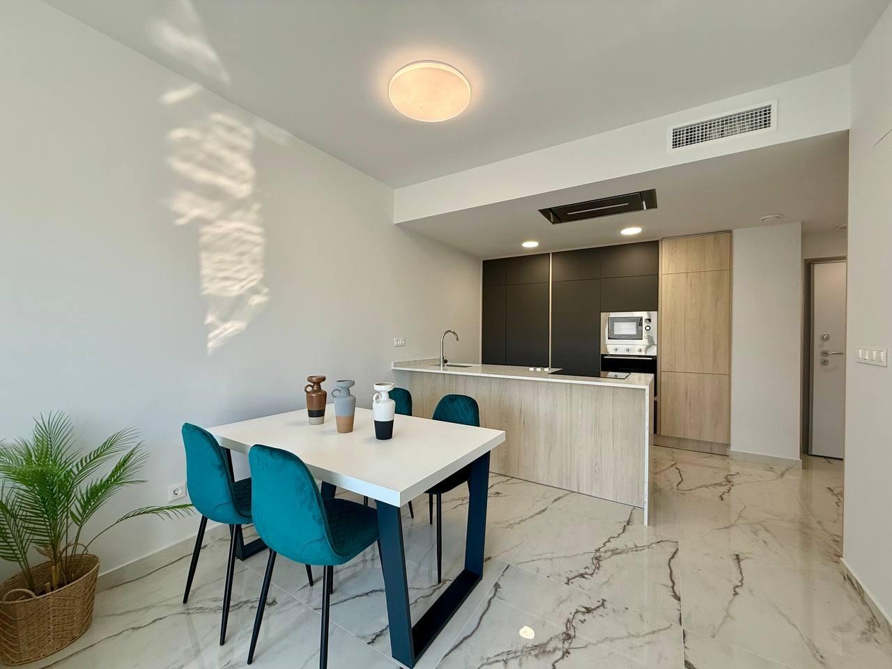 For sale - 2 Bedroom 2 Bathroom Penthouse in Villamartin - Pau 8  - Alicante