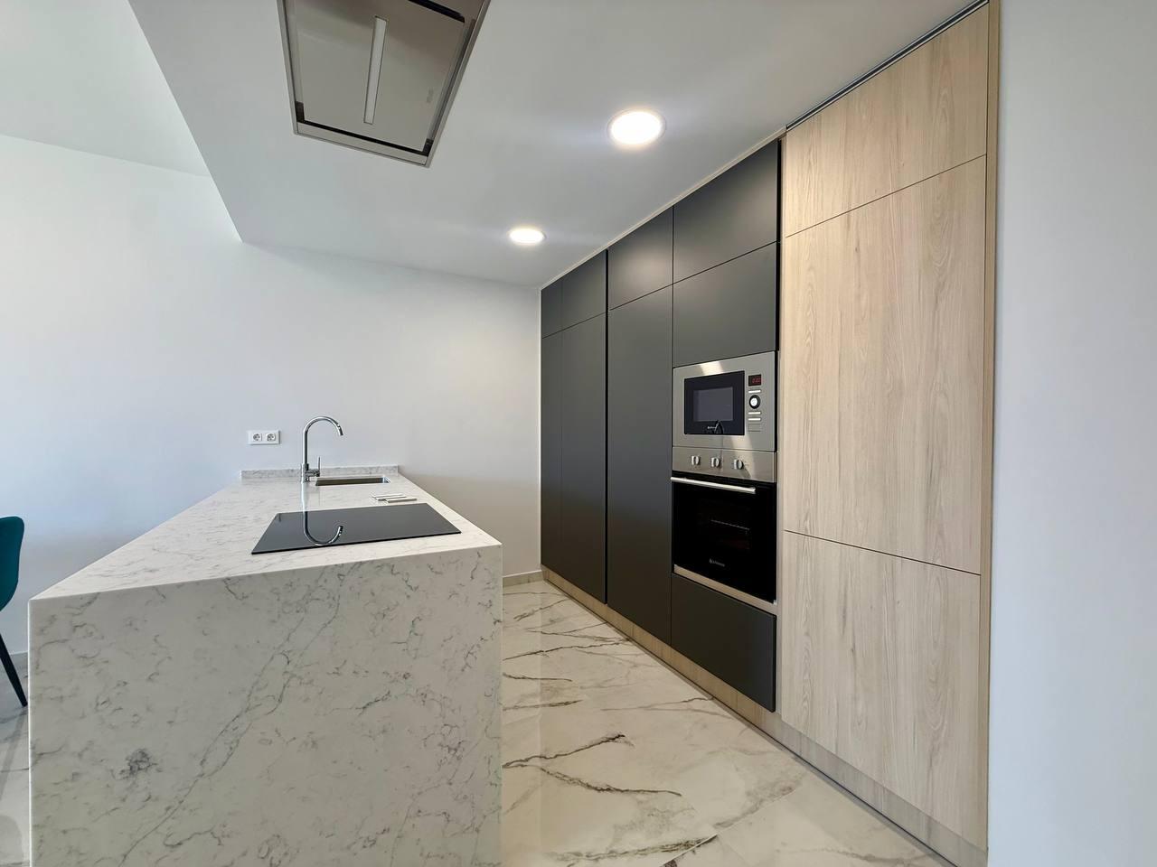 For sale - 2 Bedroom 2 Bathroom Penthouse in Villamartin - Pau 8  - Alicante