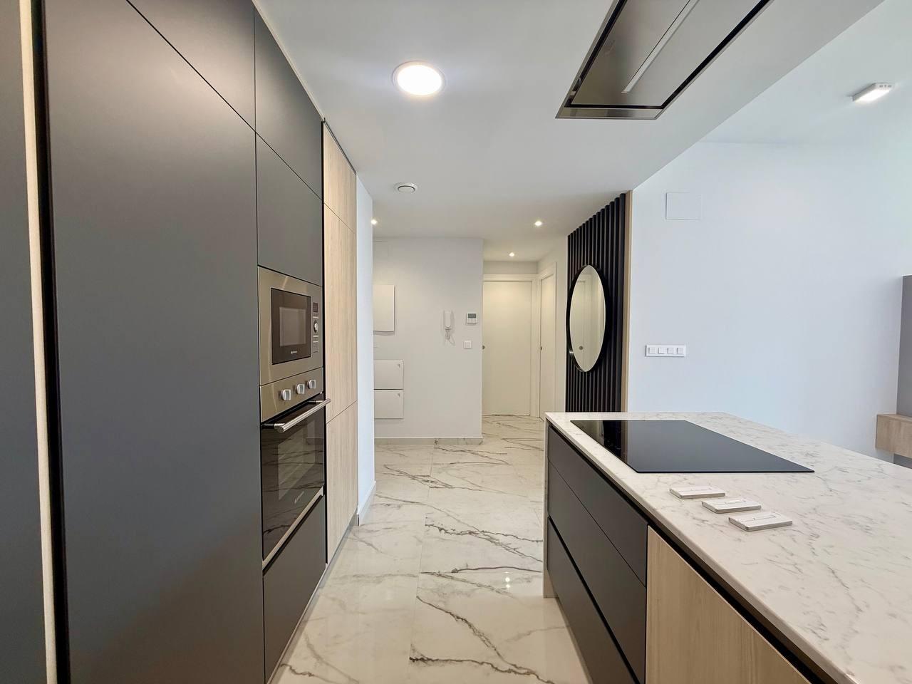 For sale - 2 Bedroom 2 Bathroom Penthouse in Villamartin - Pau 8  - Alicante