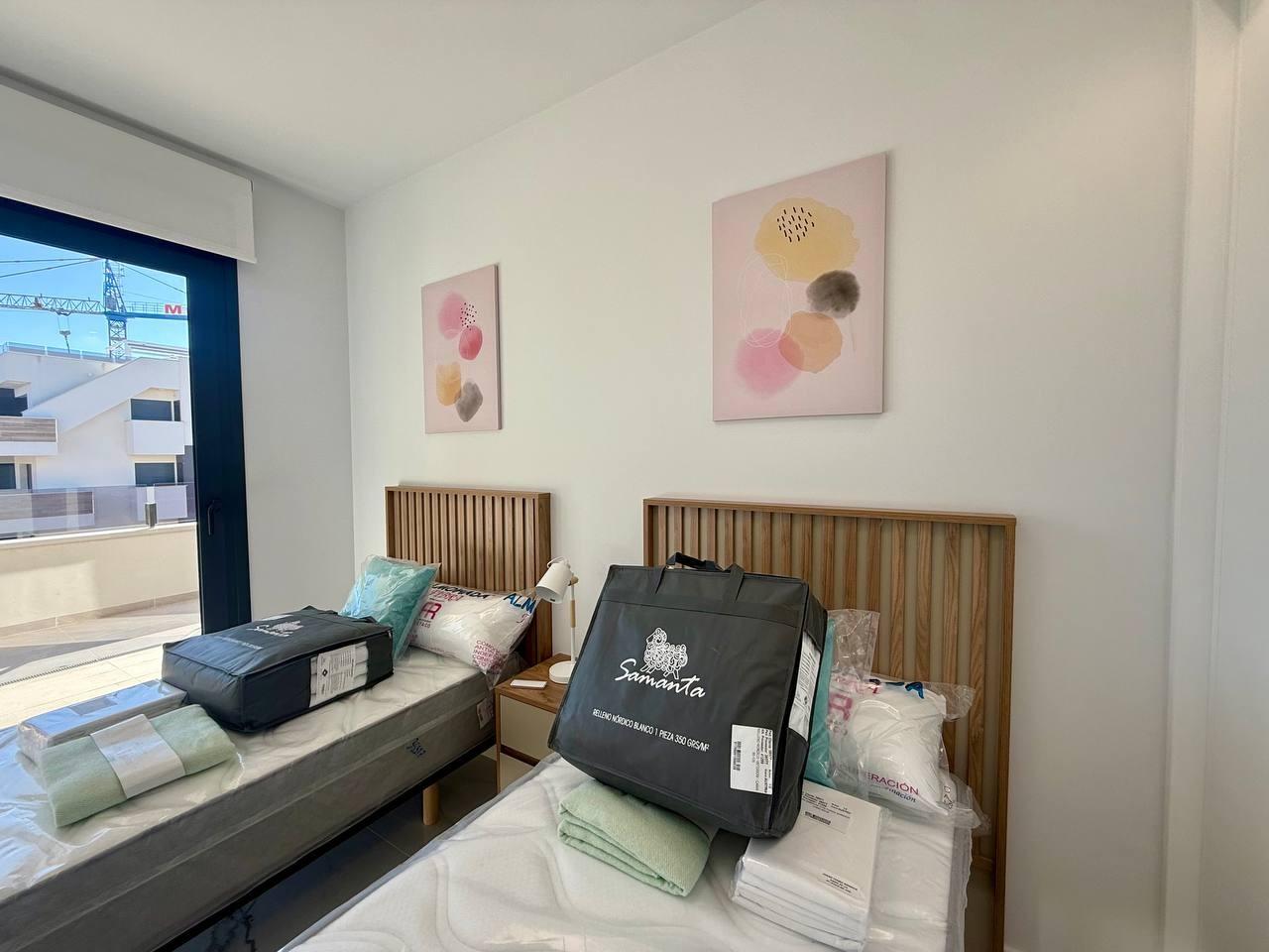 For sale - 2 Bedroom 2 Bathroom Penthouse in Villamartin - Pau 8  - Alicante