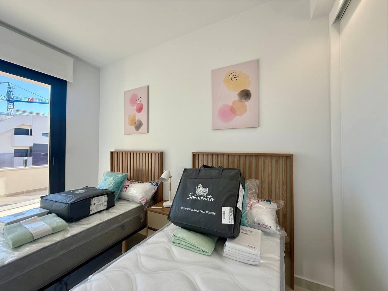 For sale - 2 Bedroom 2 Bathroom Penthouse in Villamartin - Pau 8  - Alicante
