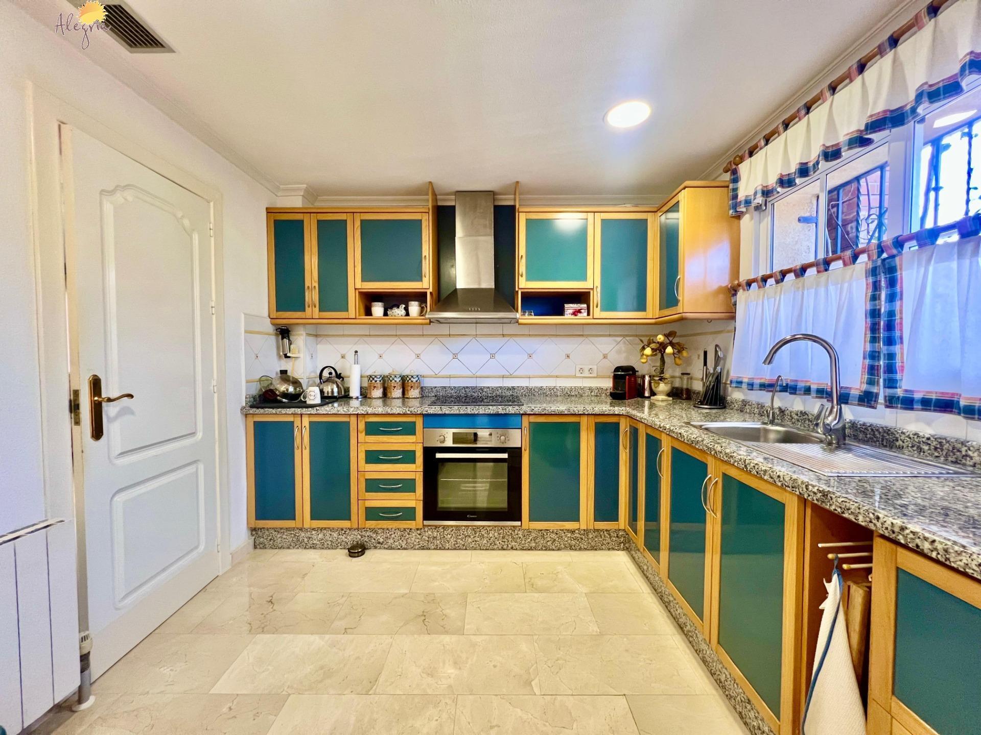 For sale - 3 Bedroom 2 Bathroom Villa in Torrevieja - Los Balcones - Los Altos Del Edén  - Alicante