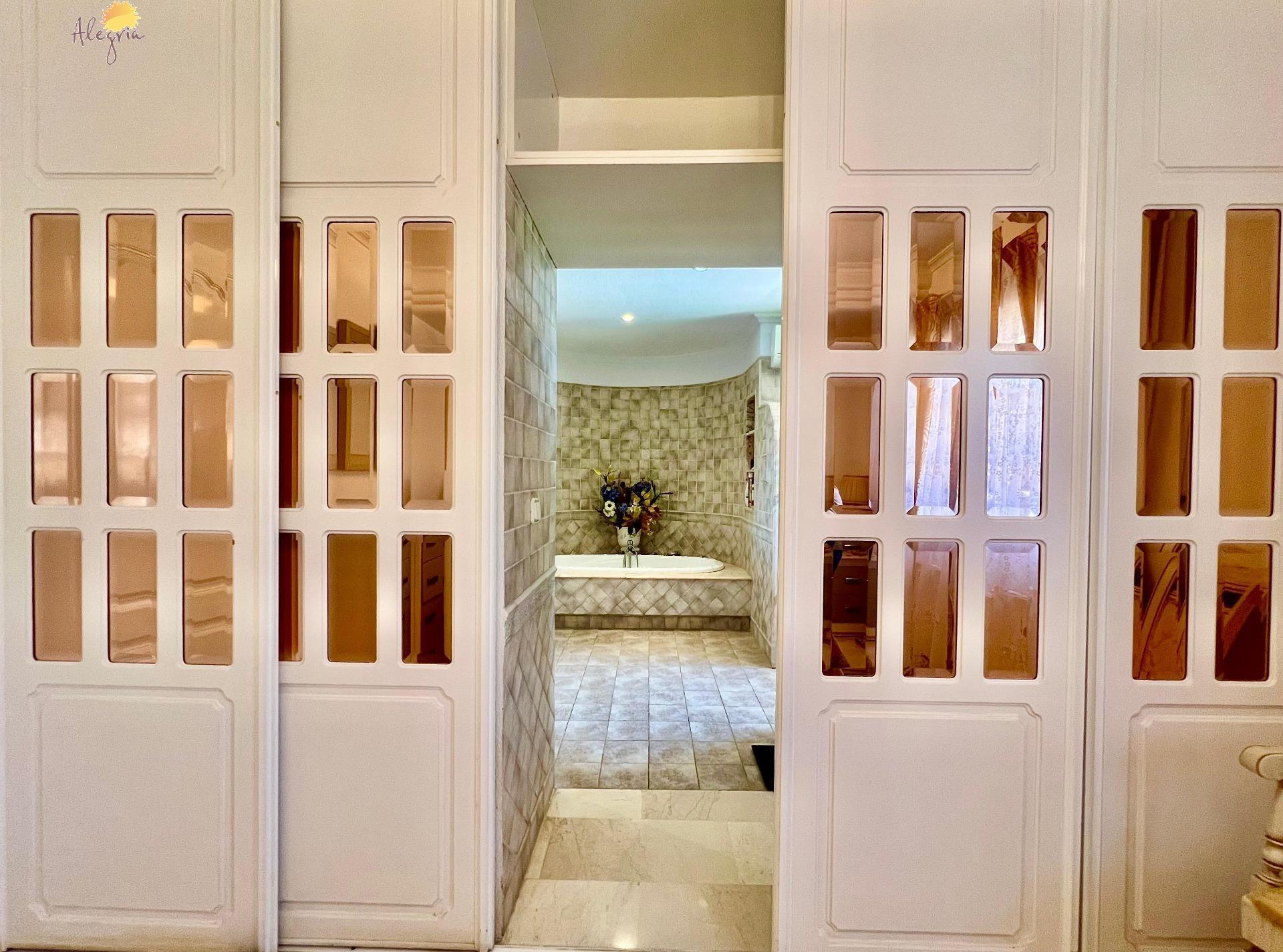 For sale - 3 Bedroom 2 Bathroom Villa in Torrevieja - Los Balcones - Los Altos Del Edén  - Alicante