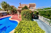 27-127-519-11-1121/79342, 3 Bedroom 2 Bathroom Villa in Torrevieja