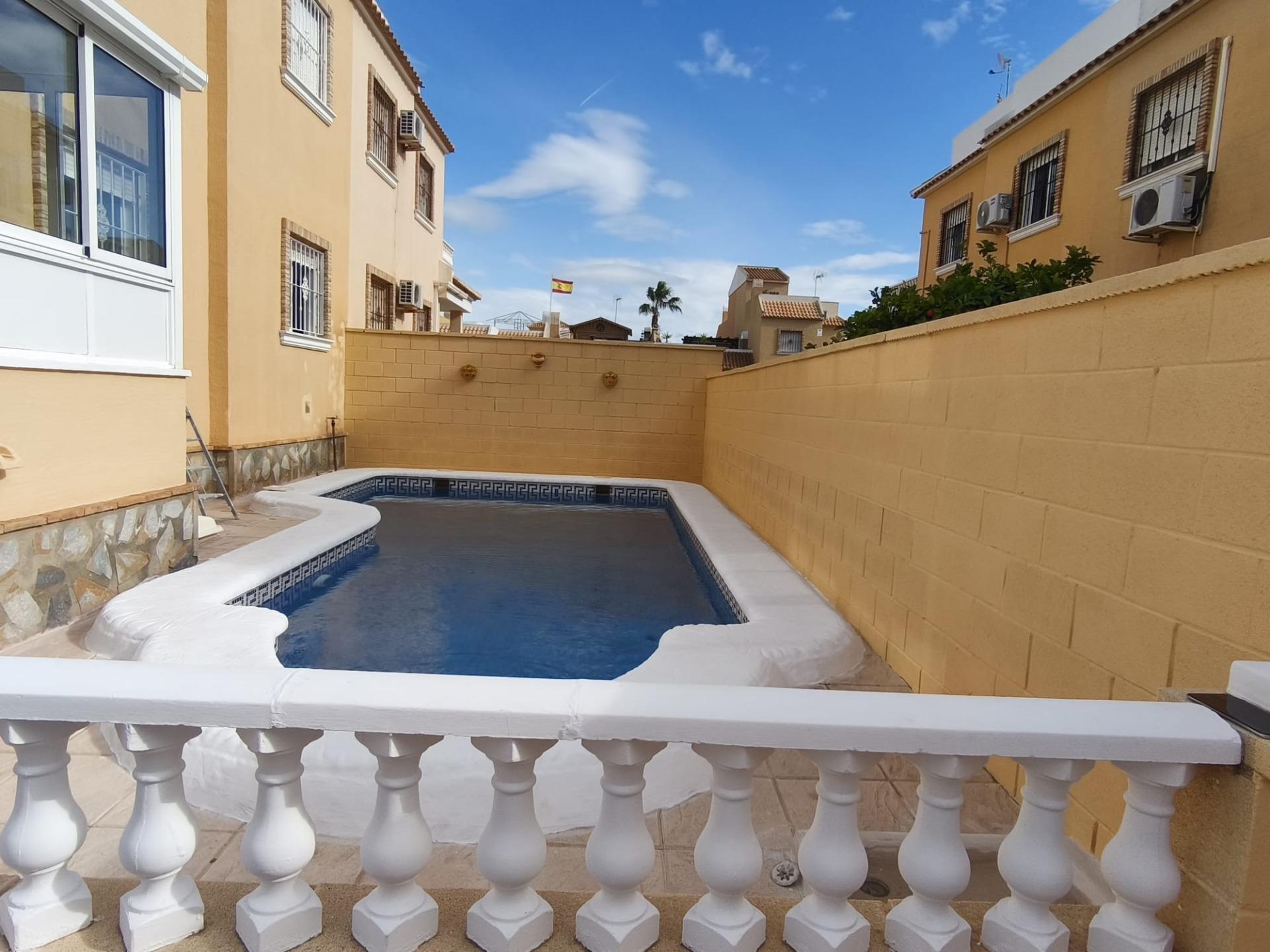 For sale - 3 Bedroom 2 Bathroom Town House in Ciudad Quesada - Lo Marabu  - Alicante