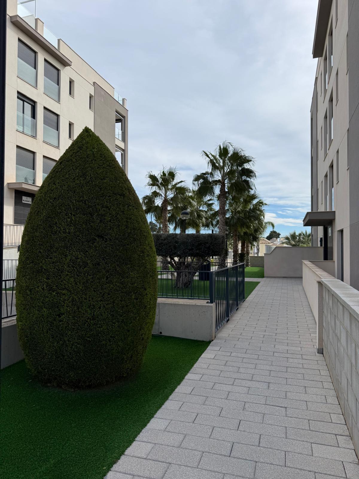 For sale - 2 Bedroom 2 Bathroom Modern Apartment in Villamartin - Las Filipinas  - Alicante