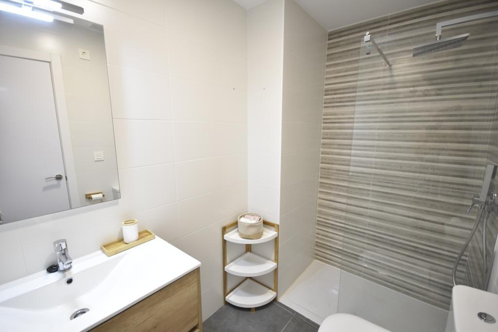 For sale - 3 Bedroom 2 Bathroom Apartment in Cabo Roig - Campoamor  - Alicante