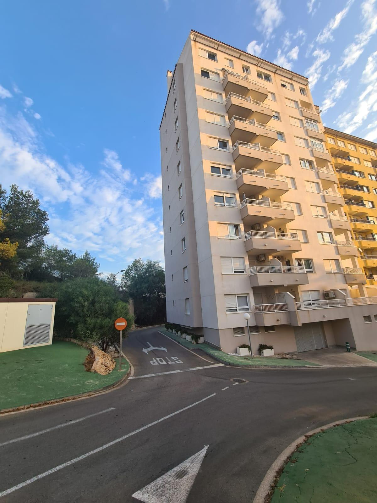 For sale - 3 Bedroom 2 Bathroom Apartment in Cabo Roig - Campoamor  - Alicante
