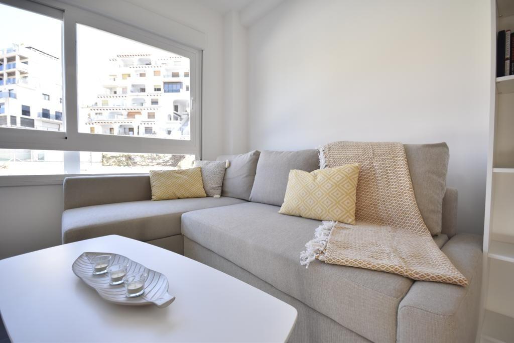 For sale - 3 Bedroom 2 Bathroom Apartment in Cabo Roig - Campoamor  - Alicante
