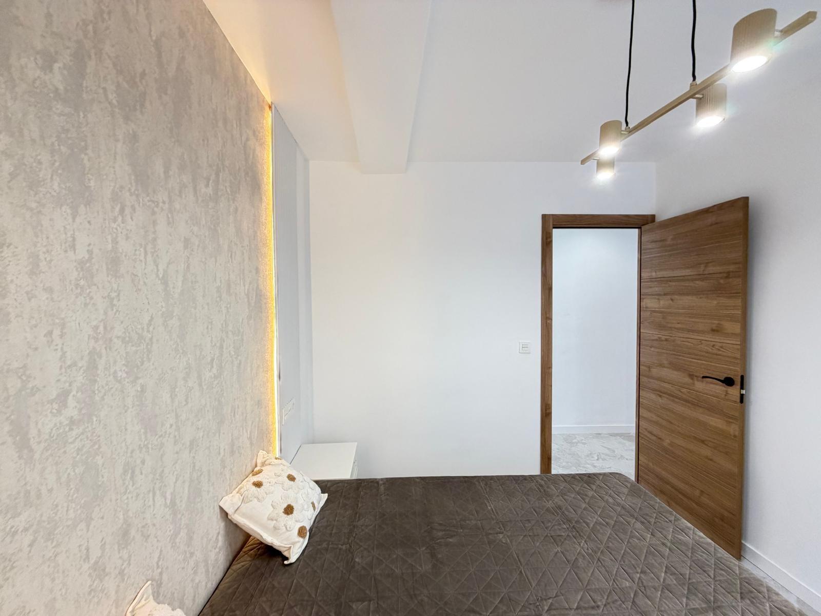 For sale - 3 Bedroom 1 Bathroom Penthouse in Torrevieja - Playa Del Cura  - Alicante