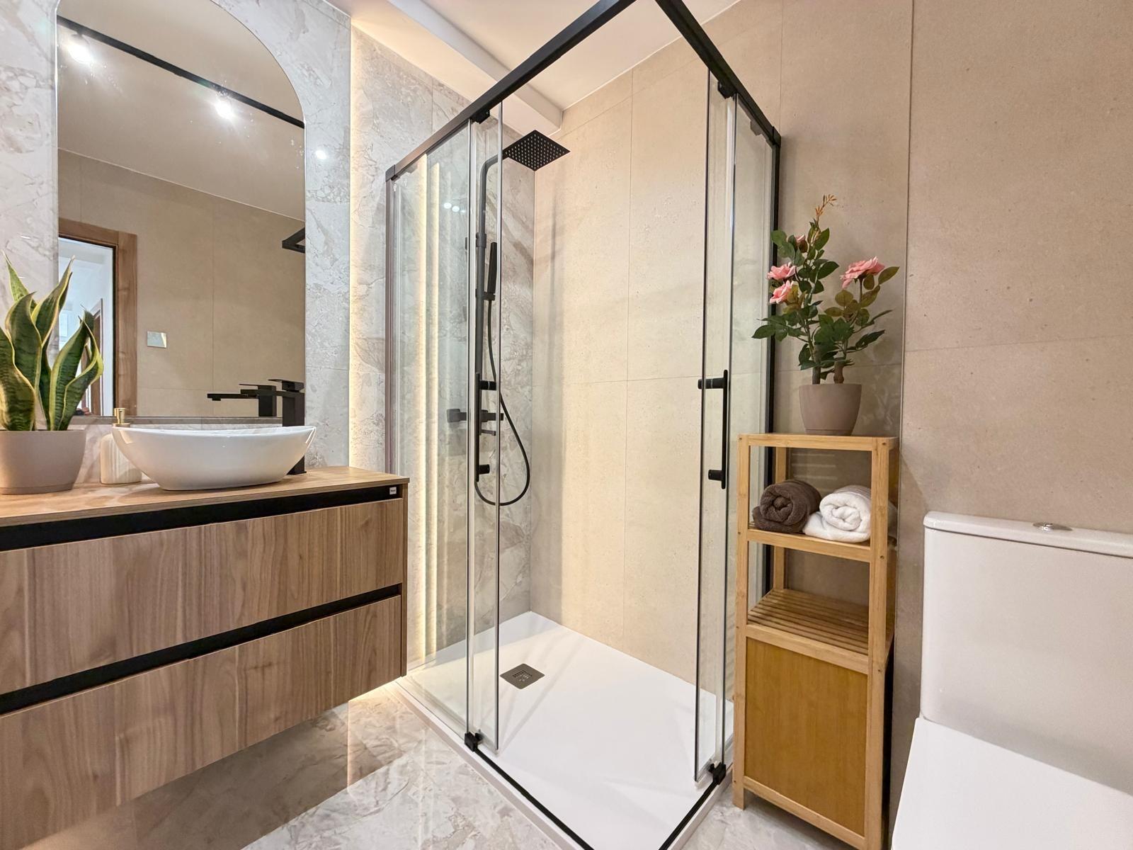 For sale - 3 Bedroom 1 Bathroom Penthouse in Torrevieja - Playa Del Cura  - Alicante
