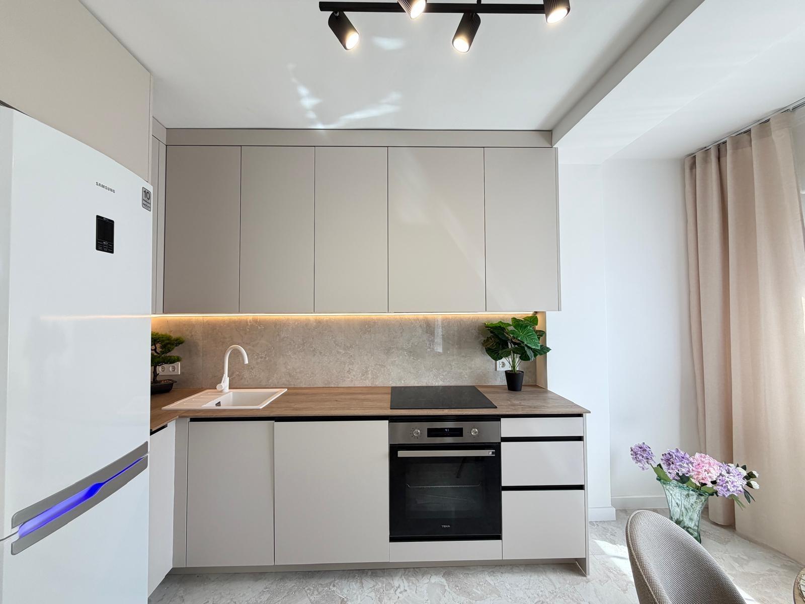 For sale - 3 Bedroom 1 Bathroom Penthouse in Torrevieja - Playa Del Cura  - Alicante