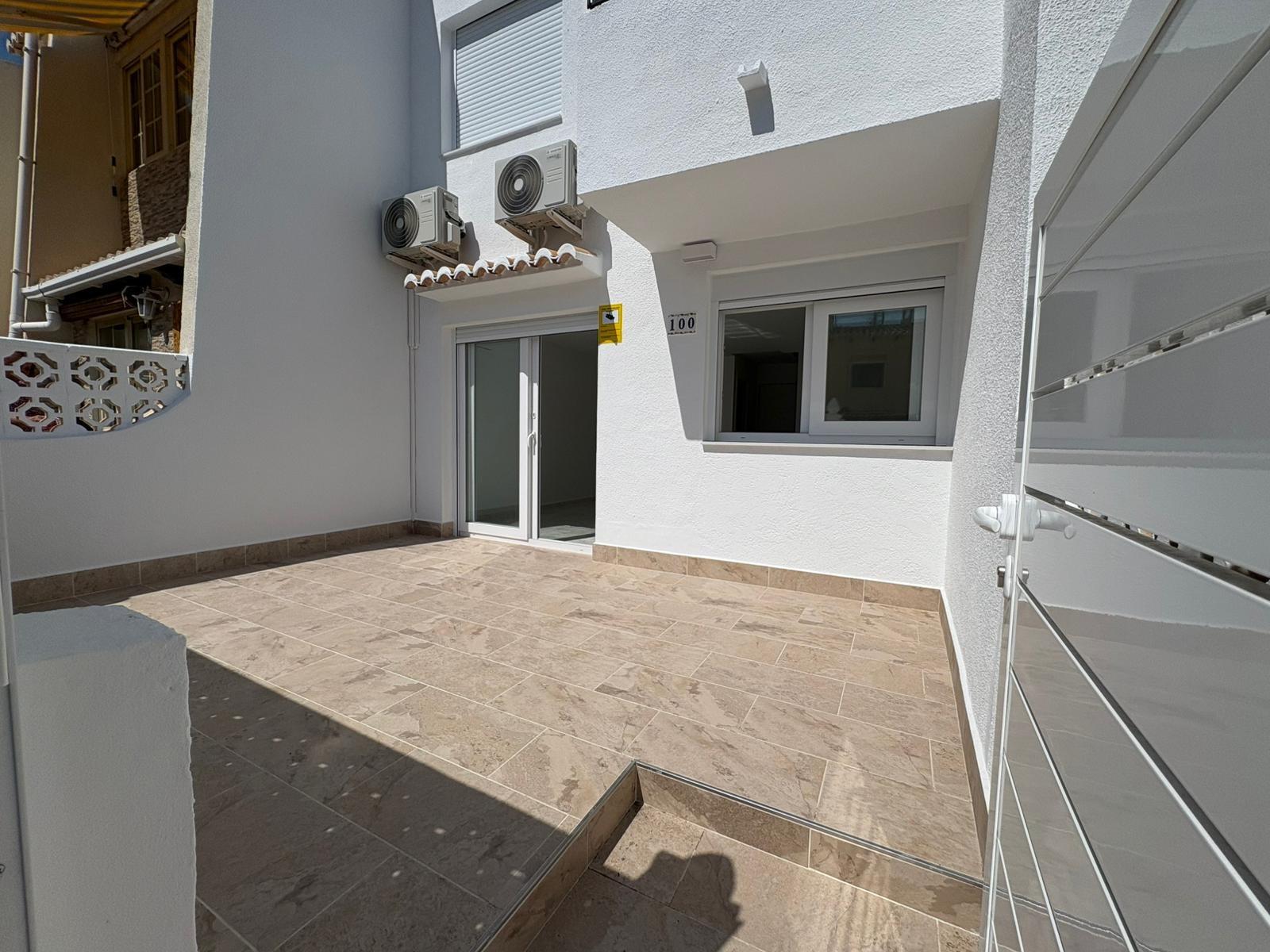For sale - 3 Bedroom 2 Bathroom Town House in Torrevieja - Los Balcones - Los Altos Del Edén  - Alicante