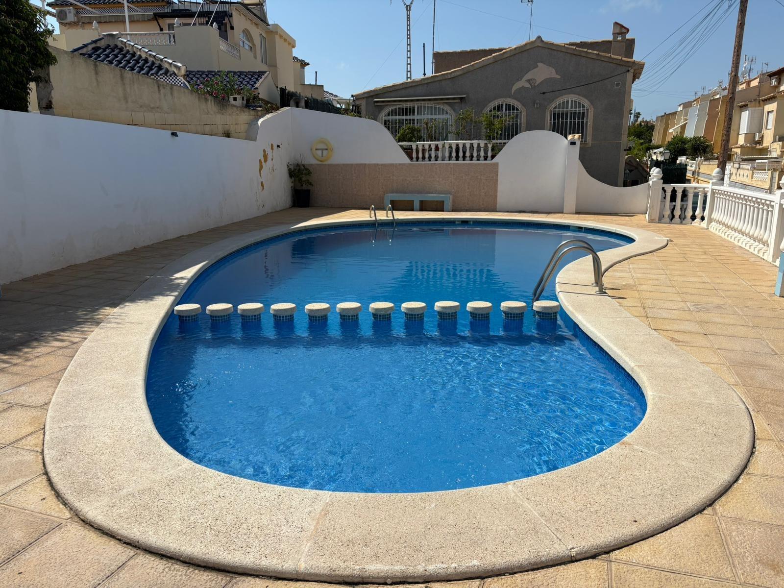 For sale - 3 Bedroom 2 Bathroom Town House in Torrevieja - Los Balcones - Los Altos Del Edén  - Alicante