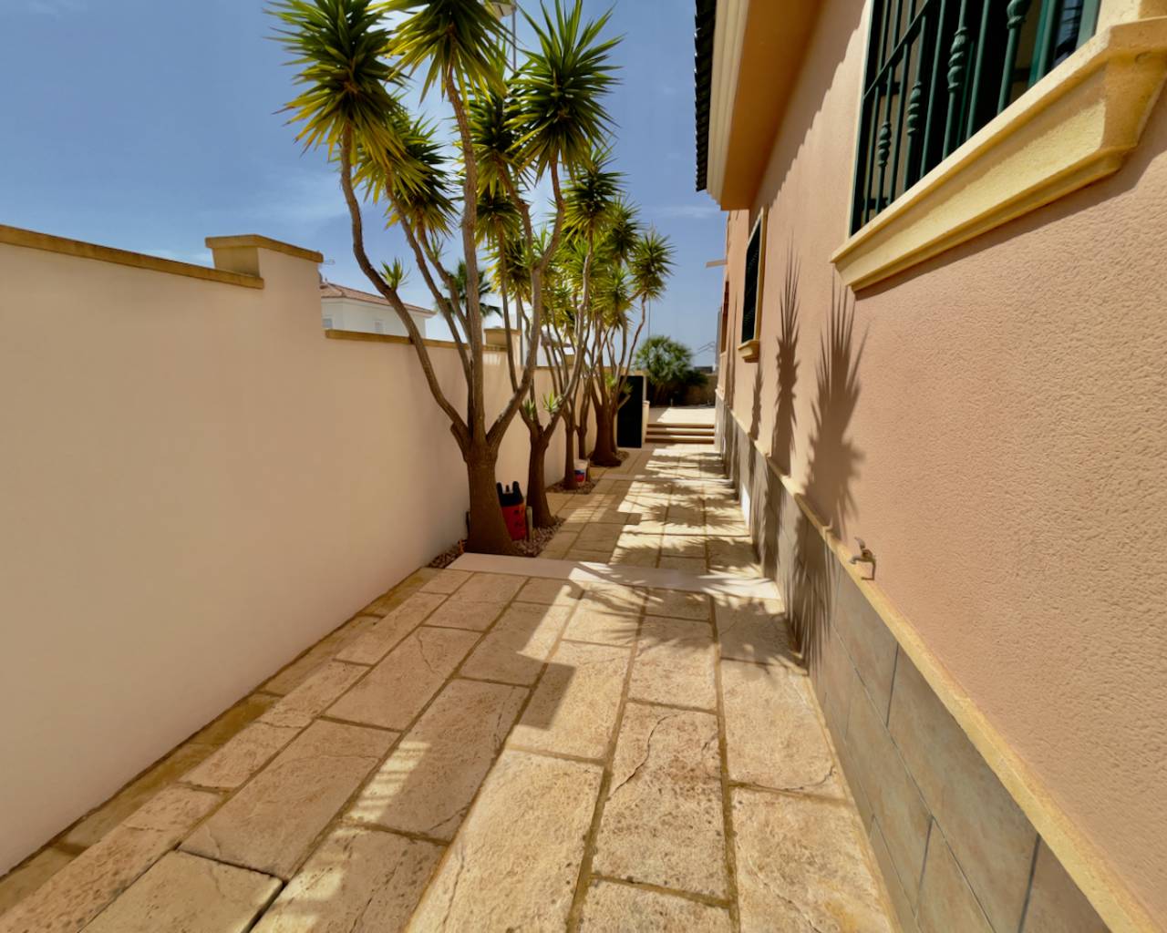 For sale - 4 Bedroom 2 Bathroom Villa in Ciudad Quesada - Costa Blanca  - Alicante