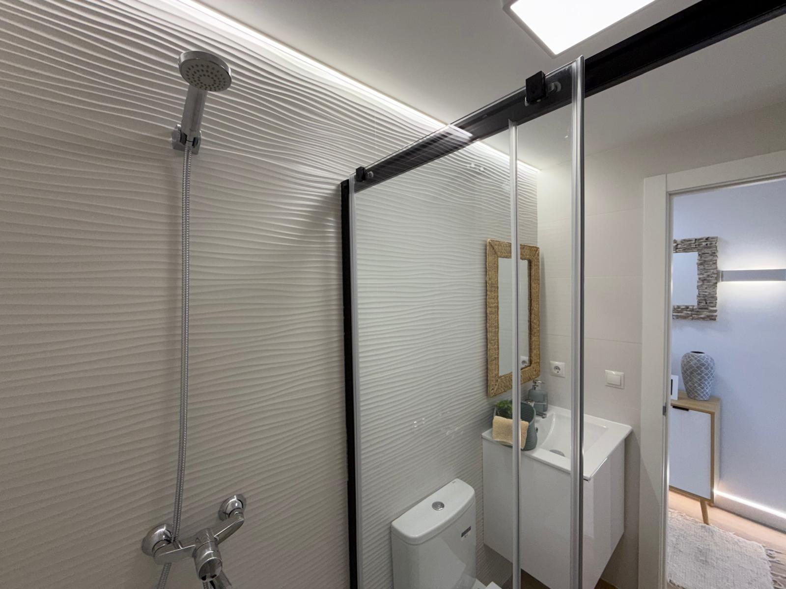 For sale - 3 Bedroom 2 Bathroom Apartment in Punta Prima  - Punta Prima  - Alicante
