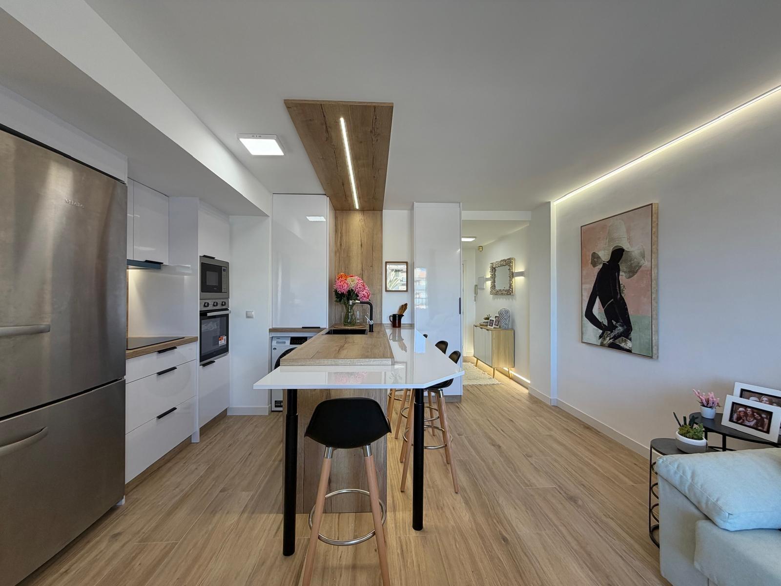 For sale - 3 Bedroom 2 Bathroom Apartment in Punta Prima  - Punta Prima  - Alicante