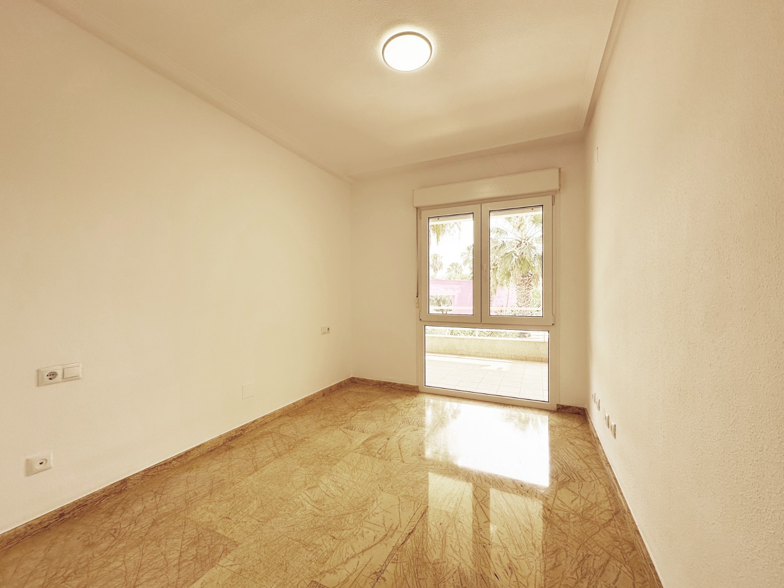 For sale - 2 Bedroom 1 Bathroom Apartment in Cabo Roig - Costa Blanca  - Alicante