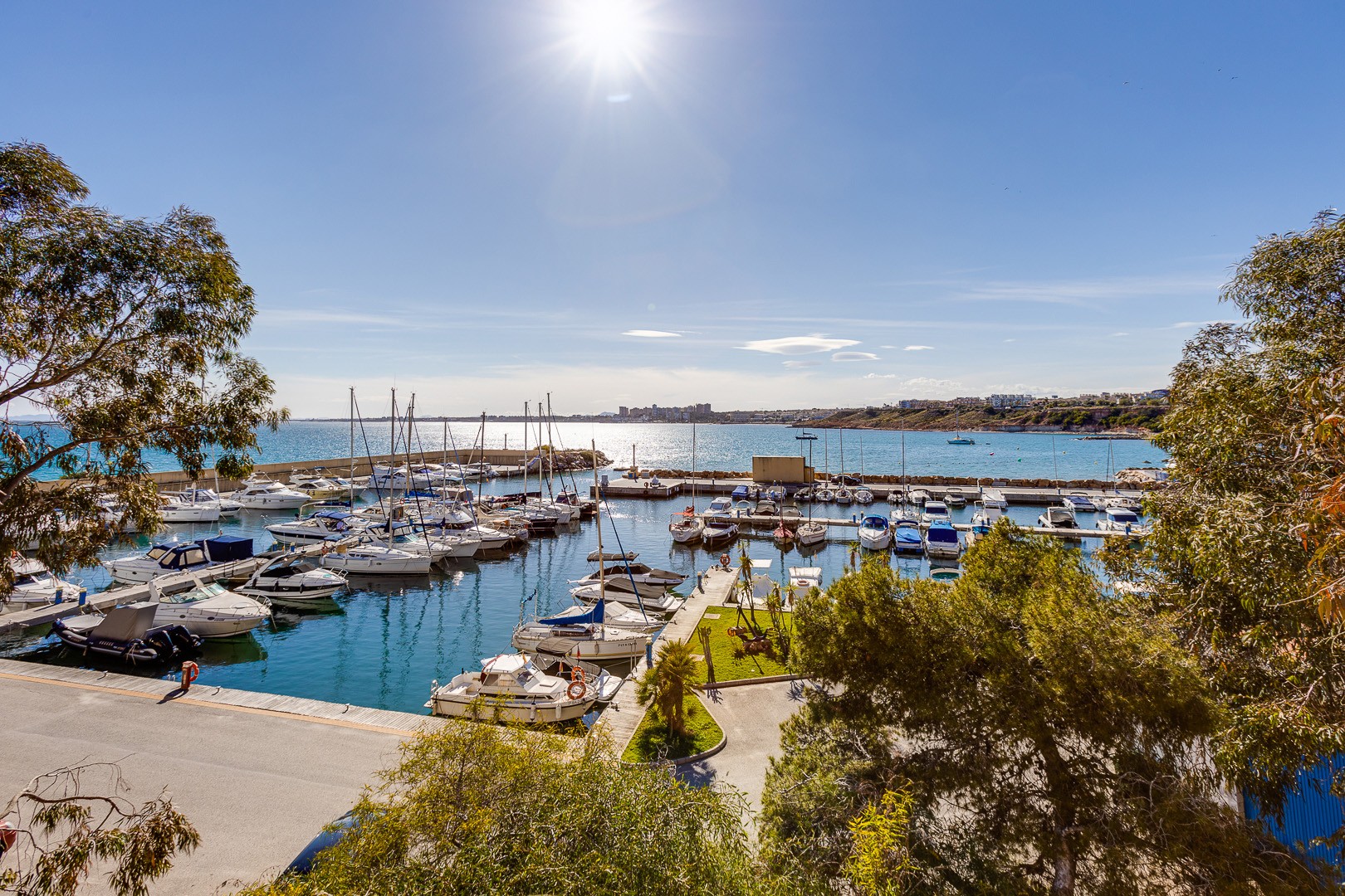 For sale - 2 Bedroom 1 Bathroom Apartment in Cabo Roig - Costa Blanca  - Alicante