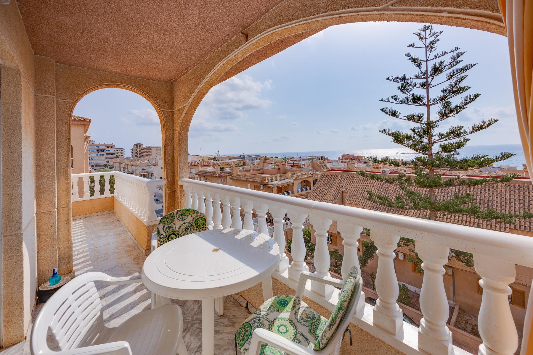 For sale - 2 Bedroom 1 Bathroom Apartment in La Mata - Costa Blanca  - Alicante