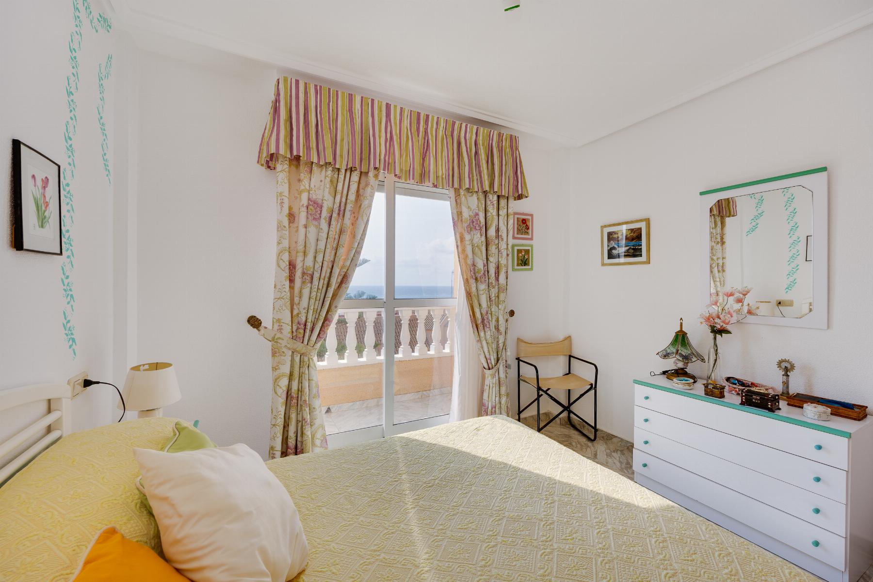 For sale - 2 Bedroom 1 Bathroom Apartment in La Mata - Costa Blanca  - Alicante