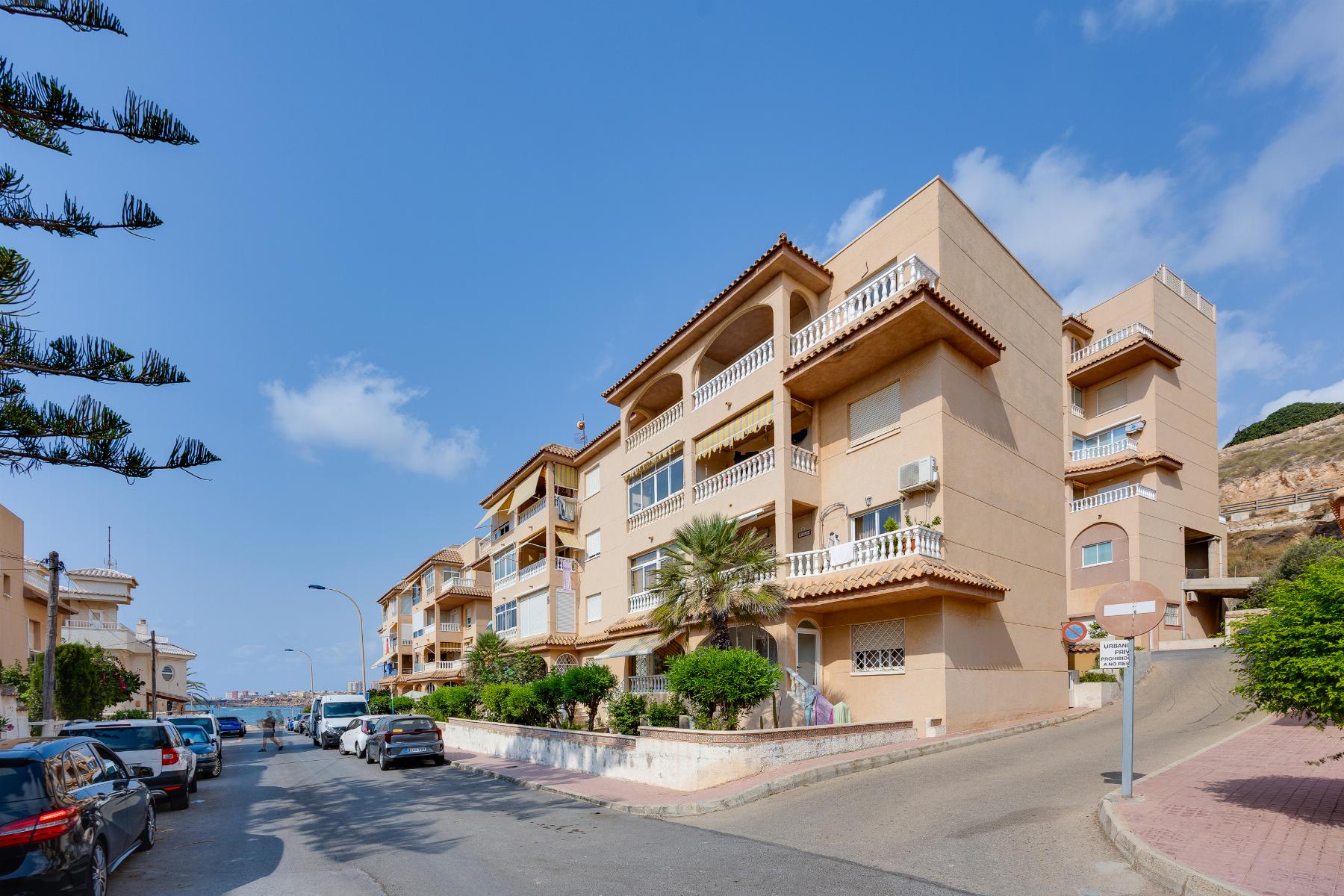 For sale - 2 Bedroom 1 Bathroom Apartment in La Mata - Costa Blanca  - Alicante