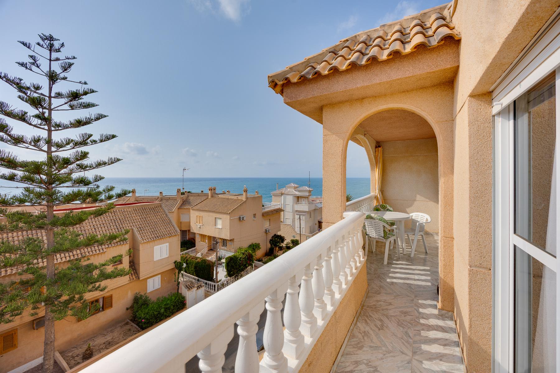 For sale - 2 Bedroom 1 Bathroom Apartment in La Mata - Costa Blanca  - Alicante